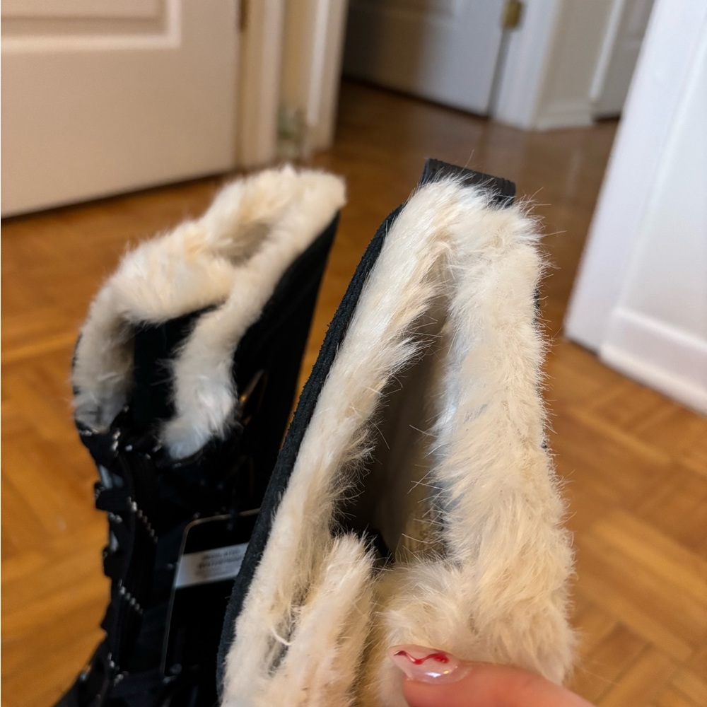 BNWT Sorel Black Leather Snow Boots - Picture 10 of 13